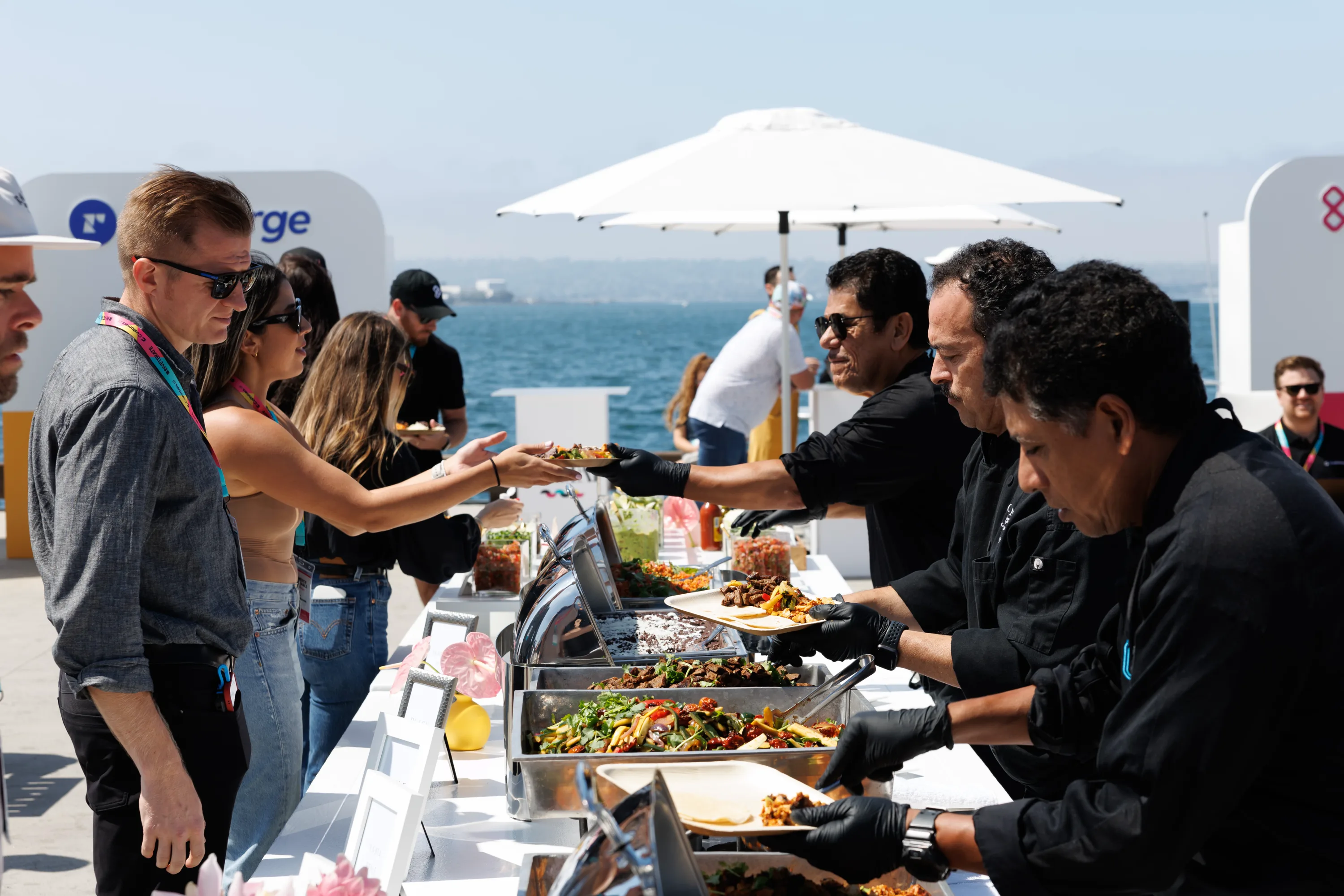 Service line, oceanside.